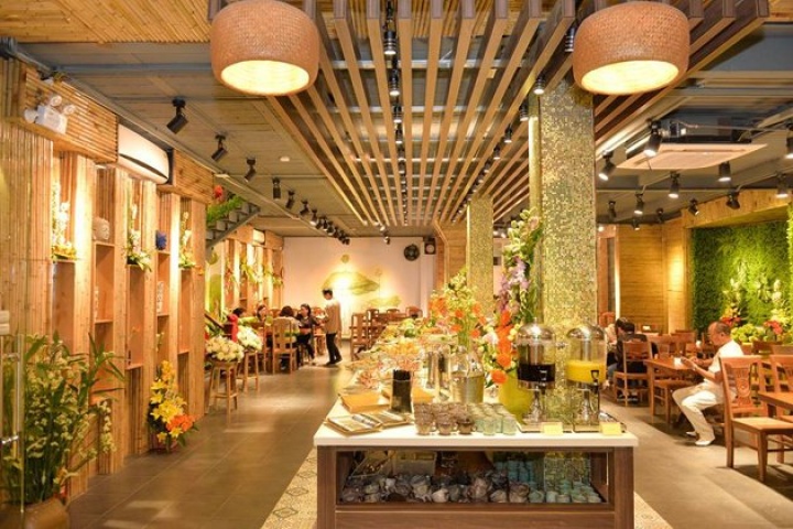 Buffet chay thanh tịnh tại Nhà hàng Buffet Chay Hương Thiền