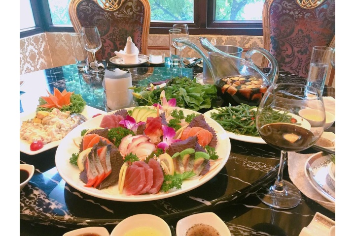 Top 5 địa chỉ buffet hải sản Hà Nội vừa sang vừa xịn - Blog Adayroi