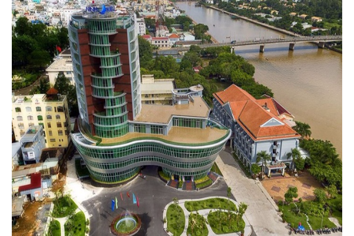Khách Sạn Ninh Kiều Riverside Cần Thơ 4 sao sang trọng và hiện đại