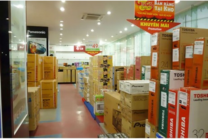 Siêu thị điện máy tung chiêu bán hàng 'lạ'