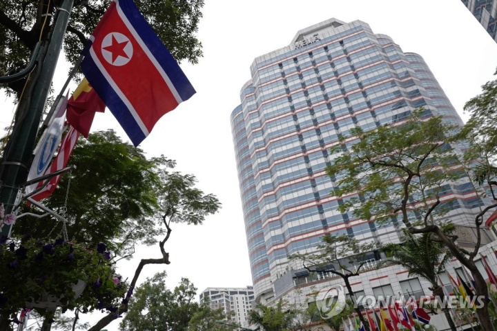 Báo chí Mỹ bị dời khỏi khách sạn Melia Hà Nội, nơi Chủ tịch Kim Jong ...