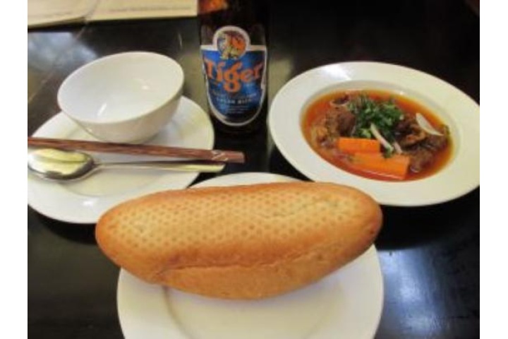 Banh Mi Bo Kho - Ảnh của Quán Ăn Ngon, Hà Nội - TripAdvisor