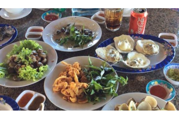 Phương Trang - Quán Ăn Gia Đình ở Huyện Đất Đỏ, Vũng Tàu | Foody.vn