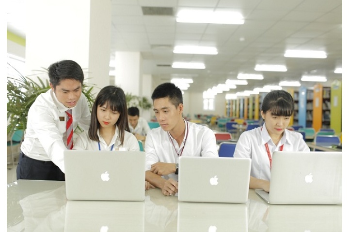 Trường nào xét tuyển học bạ ngành Công nghệ thông tin?