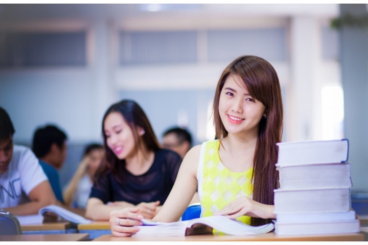 Sinh viên vừa ra trường đã có 2 năm kinh nghiệm: tưởng không dễ mà ...