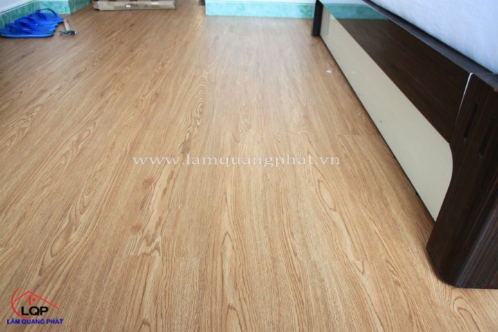Tấm lót sàn nhựa giả gỗ