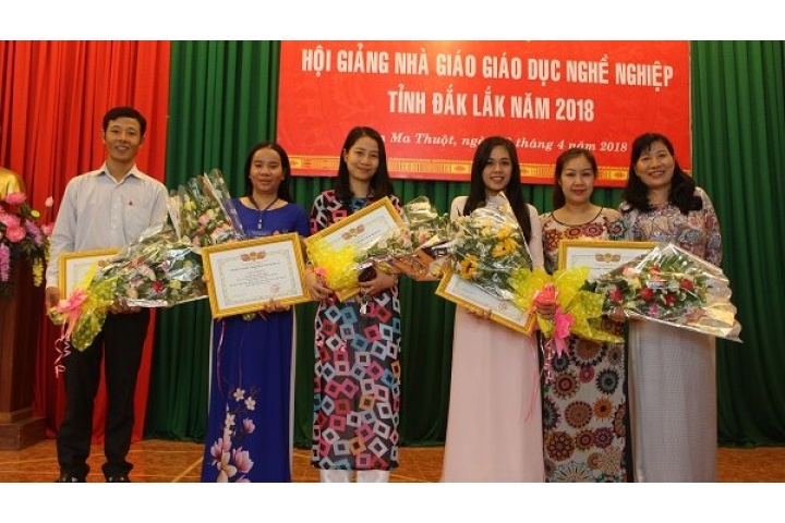 Bế mạc Hội giảng Nhà giáo giáo dục nghề nghiệp cấp tỉnh năm 2018 ...