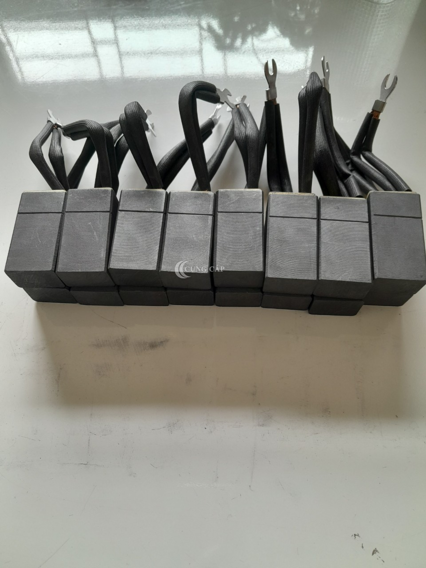 Tổng đại lý phân phối các loại chổi than công nghiệp.