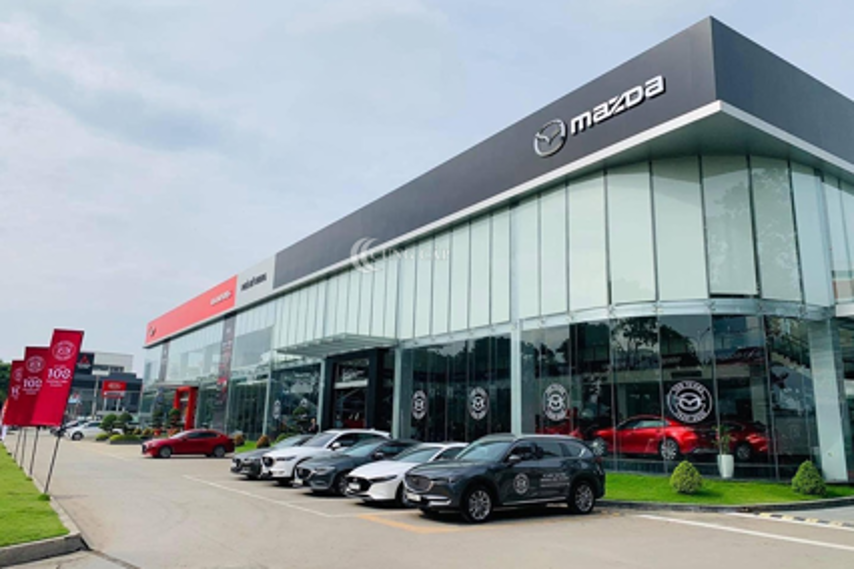 Showroom Mazda Phú Mỹ Hưng Ưu Đãi